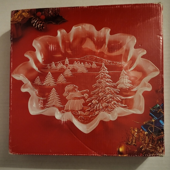 (2) Mikasa Vintage Glass Bon Bon Plate & Vintage Crystal Hostess Platter. - Picture 7 of 10